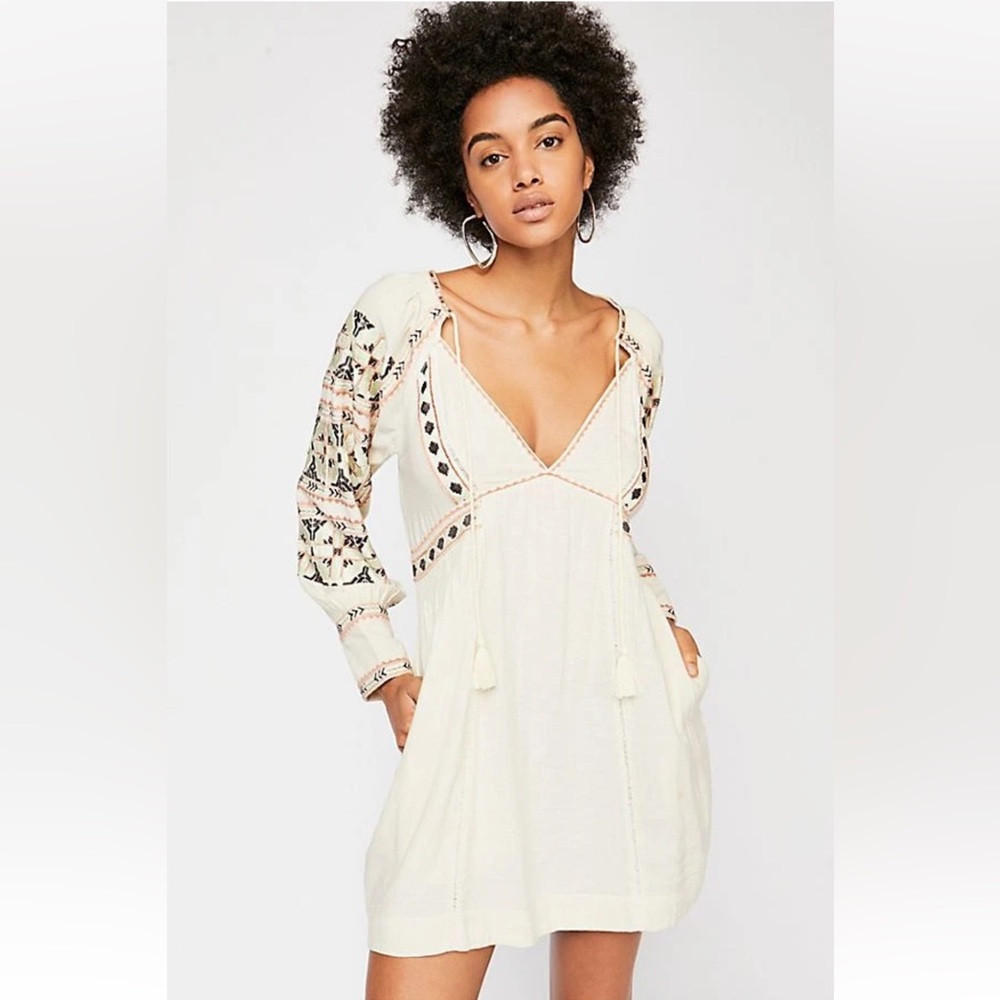 Boho Embroidered V-Neck Mini Dress in Ivory